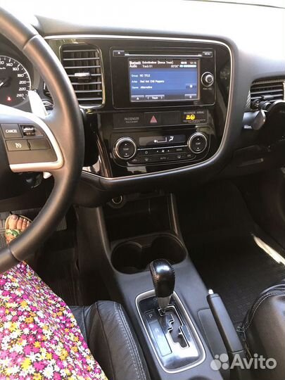 Mitsubishi Outlander 2 CVT, 2014, 121 000 км