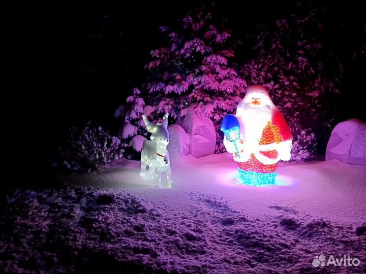 Монтаж гирлянд с новогодним оформлением