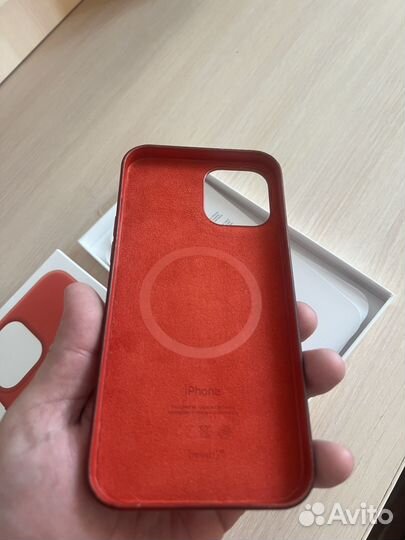 Оригинальный чехол на iPhone 12 Pro Max