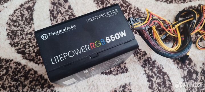 Блок питания для пк 550w Thermaltake