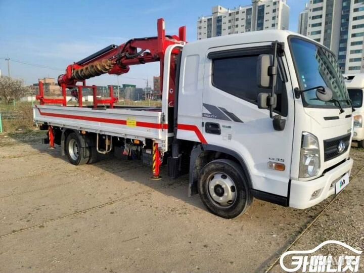 Бурильно-крановая машина Donghae DHS 3000 A, 2019