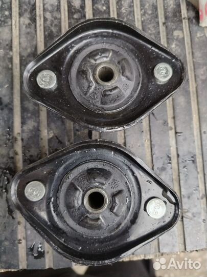 Опора заднего амортизатора BMW