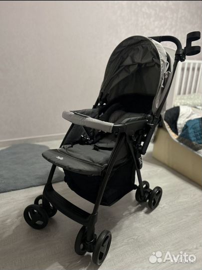 Прогулочная коляска joie mirus