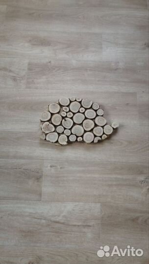 Панно из можжевельника