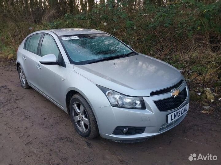 Накладка зеркала правая Chevrolet Cruze