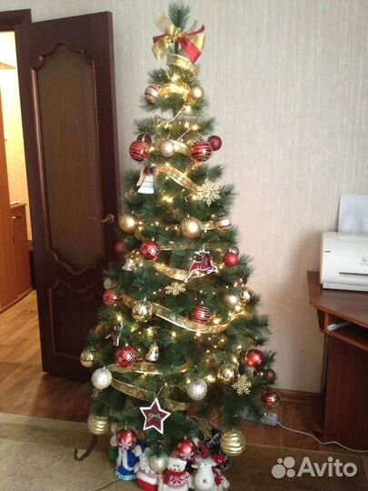 Гирлянды новые: белый свет, разноцветный