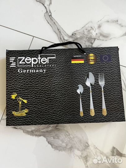 Набор столовых приборов новый