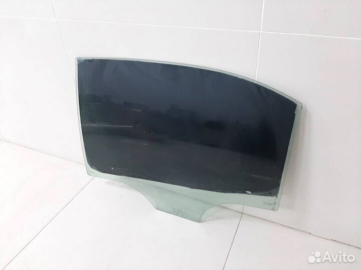 Стекло двери задней левой Skoda Rapid 2012-2020