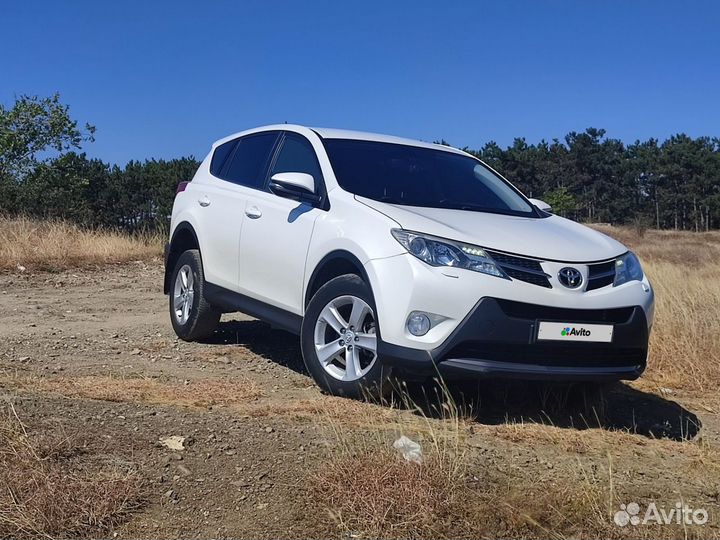 Toyota RAV4 2.2 AT, 2013, 219 400 км