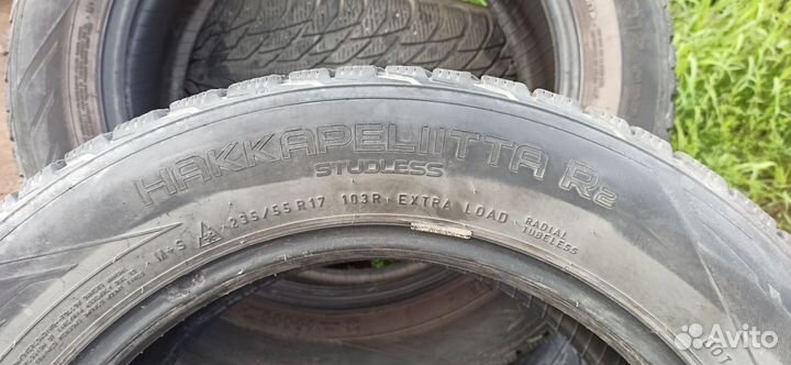 Nokian Tyres Hakkapeliitta R2 235/55 R17 103R