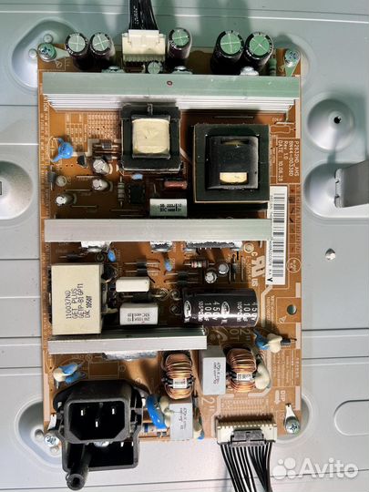 Телевизор Samsung LE32C450E1W на запчасти