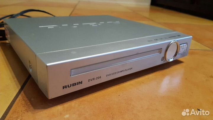 Видеомагнитофон Rubin DVR-206