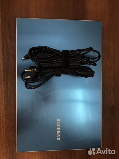 Ноутбук Samsung NP300V5A
