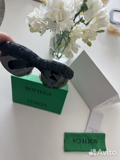 Солнцезащитные очки