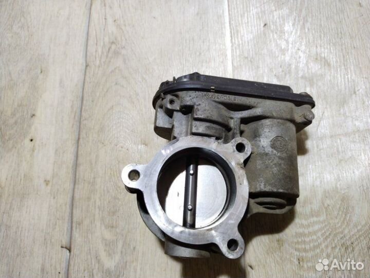 Дроссельная заслонка Лада Приора 1.6 21127 2014