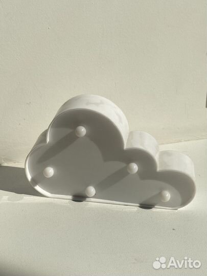 Светильник настольный