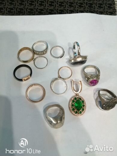 Поиск потерянных вещей с металлоискателем