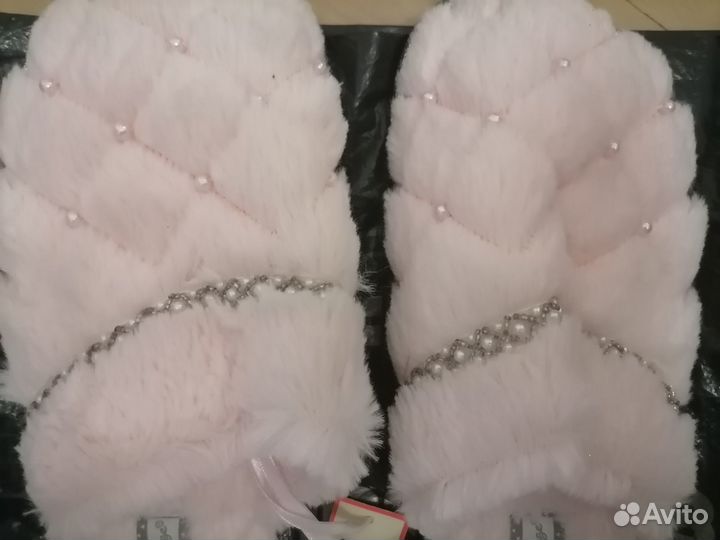 Женские домашние тапочки