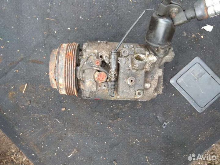 Компрессор кондиционера 447200-9790 BMW 5 E39 2.5
