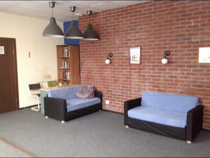 Комната 17 м² в 2-к., 2/8 эт.