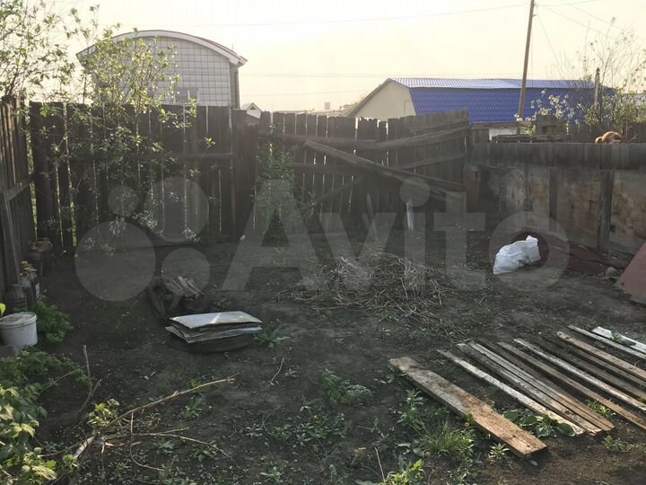 Дом 20 м² на участке 3 сот.