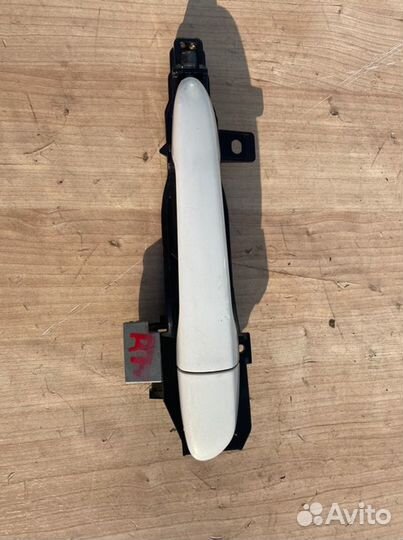 Ручка двери задняя правая Mazda 3 BL