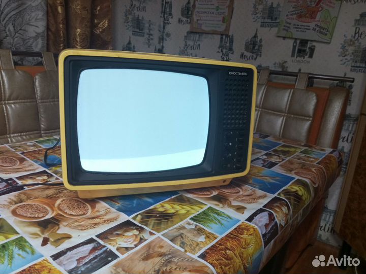 Старый телевизор СССР