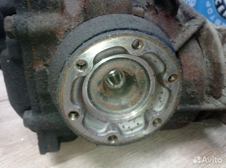 Задний редуктор на BMW Х3 Е83 3.64