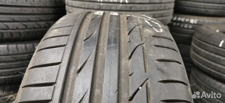 Bridgestone Potenza S001 225/40 R19 и 255/35 R19 98Y