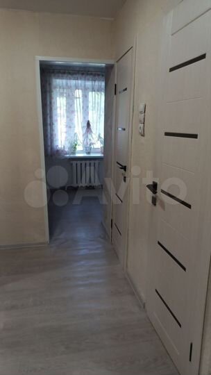 3-к. квартира, 65 м², 1/3 эт.