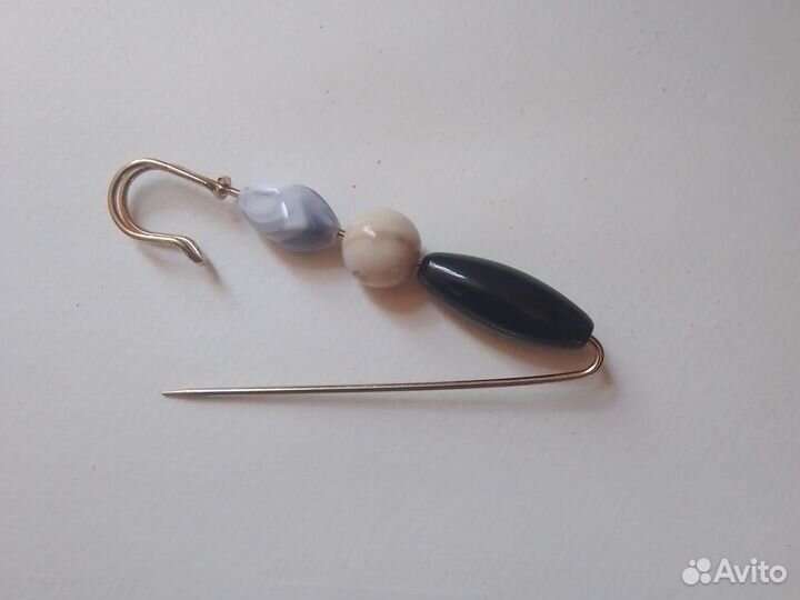 Декоративная булавка