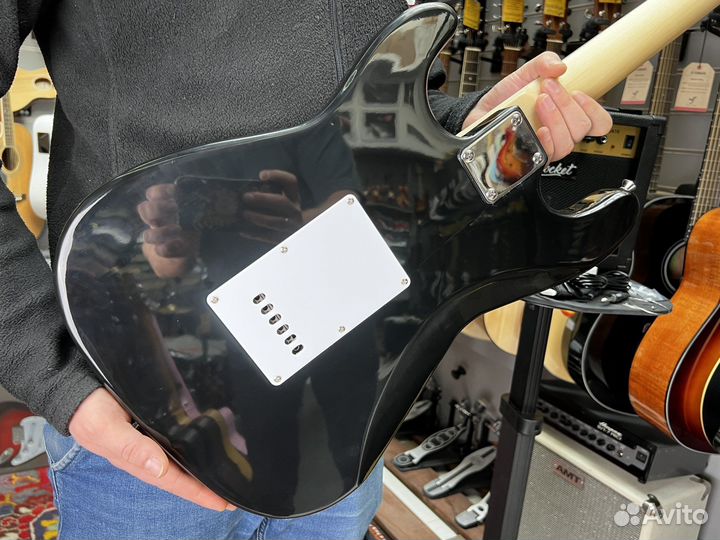 Электрогитара с комбиком