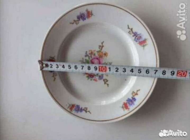 Тарелка фарфоровая 