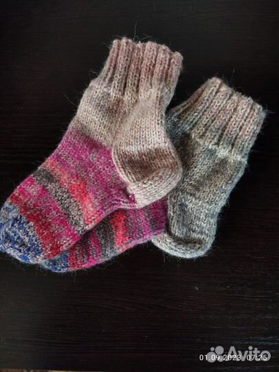 Вязаные носки ручной работы