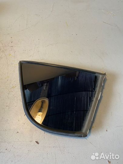 Форточка двери задняя правая Hyundai Elantra XD