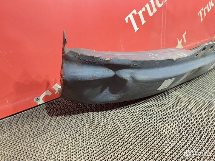 Усилитель переднего бампера Scania 5-series