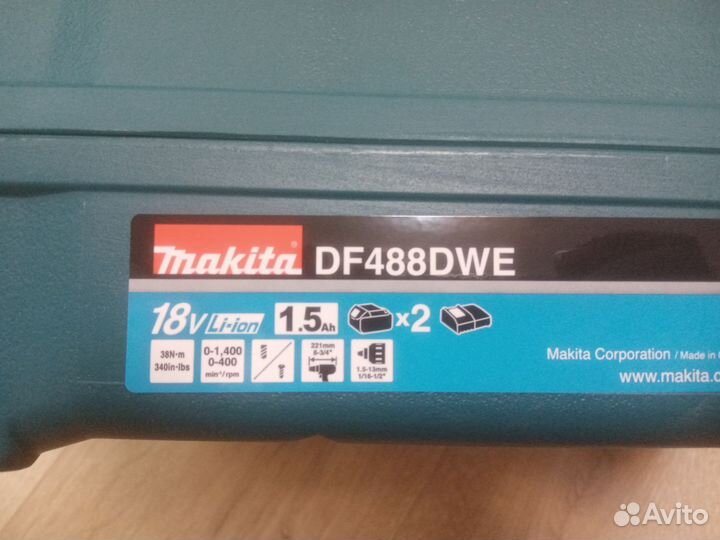 Дрель-шуруповерт аккумуляторная MakitaDF488DWE 18v