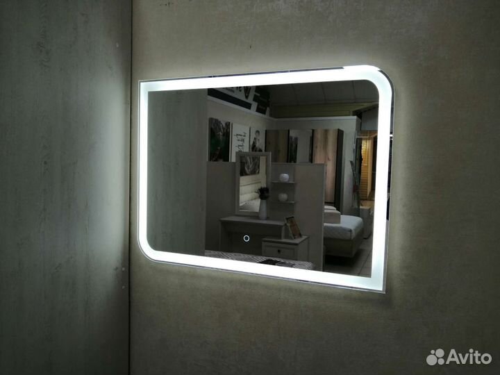 Зеркало с подсветкой