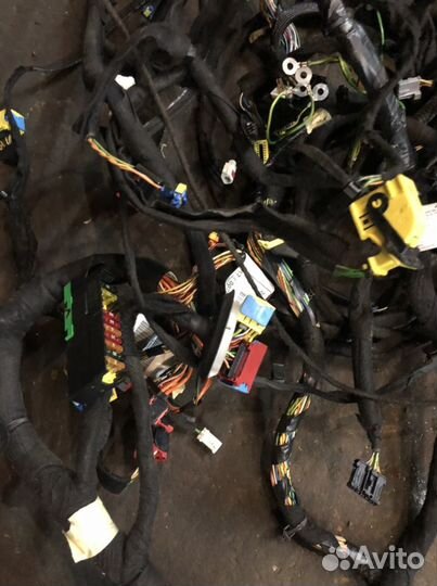 Проводка салона Пежо 3008