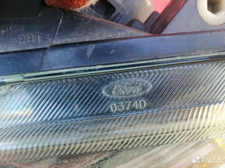 Фара правая Ford Focus 2 hwda 1.6 zetec 2006