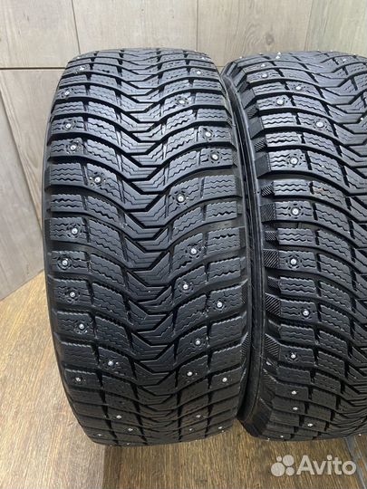 Michelin X-Ice North 3 215/55 R16