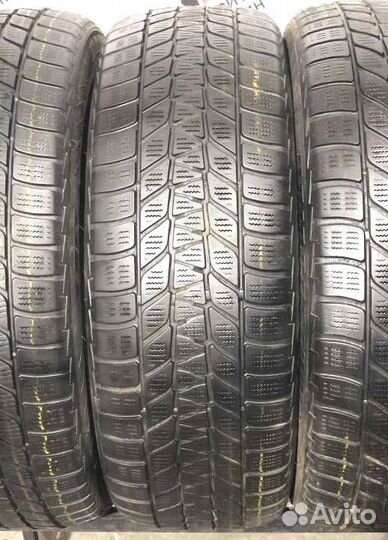 Bridgestone Blizzak LM-25 205/55 R17