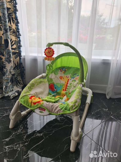 Шезлонг детский