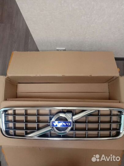 Решетка радиатора Volvo xc90 2002-2014 новая