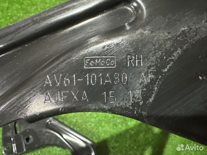 Кронштейн переднего подрамника Ford Focus 3 седан