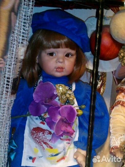 Коллекционная виниловая кукла Spanos