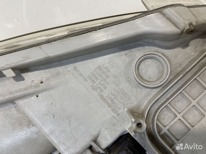 Фары toyota camry 40 оригинал до рест