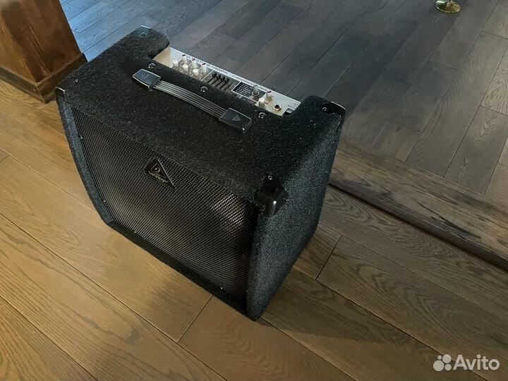 Колонка усилитель звука Behringer