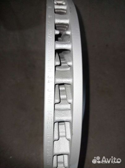 Передние тормозные диски Volkswagen Touareg 10-18