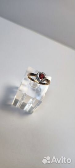 Золотое кольцо 585